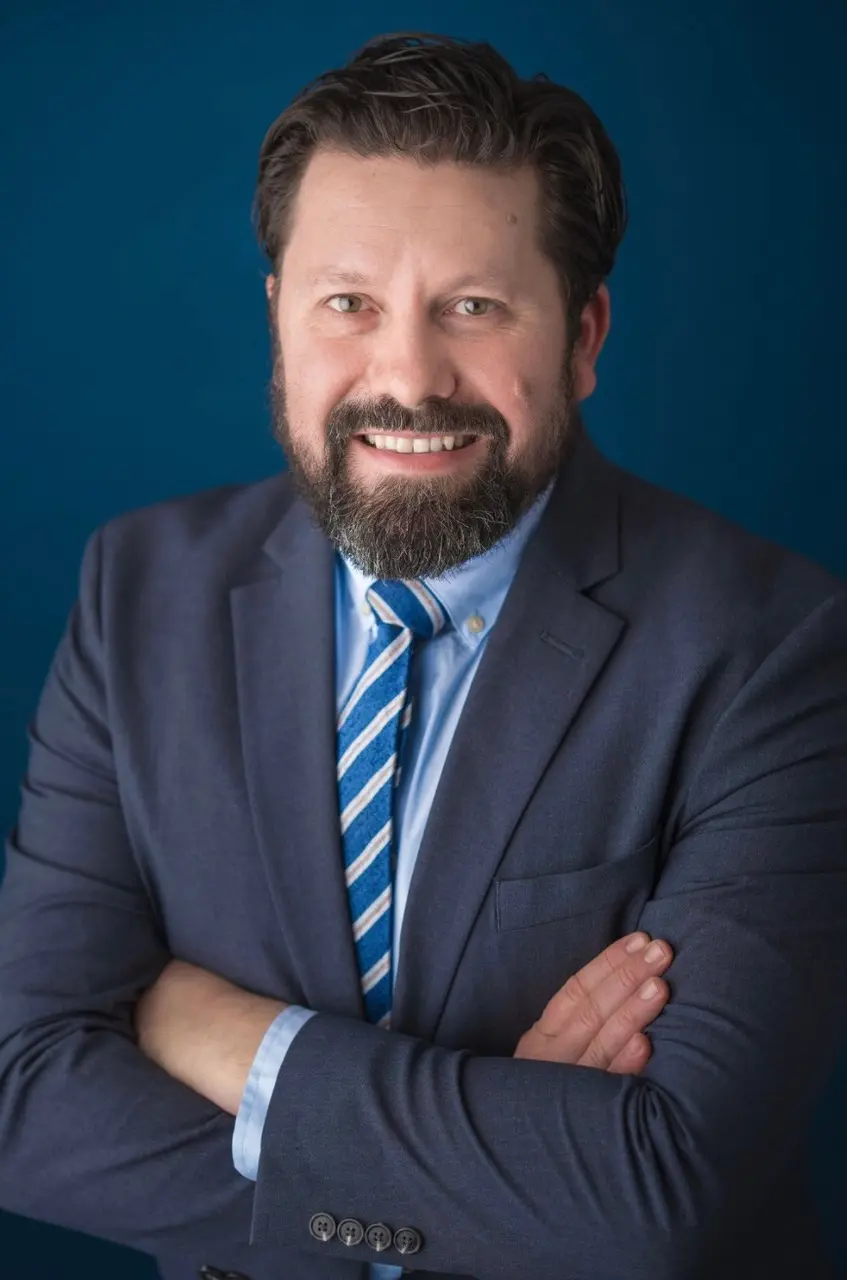 Leonardo Campos, M.D